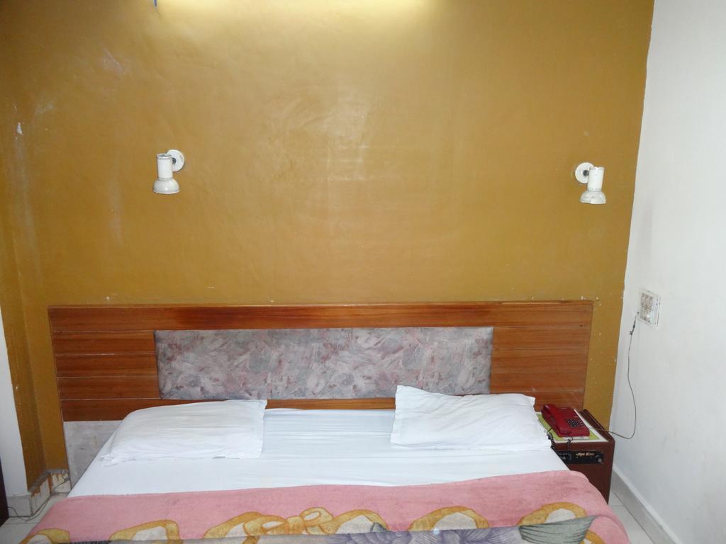Hotel Elegant International New Delhi Exterior foto