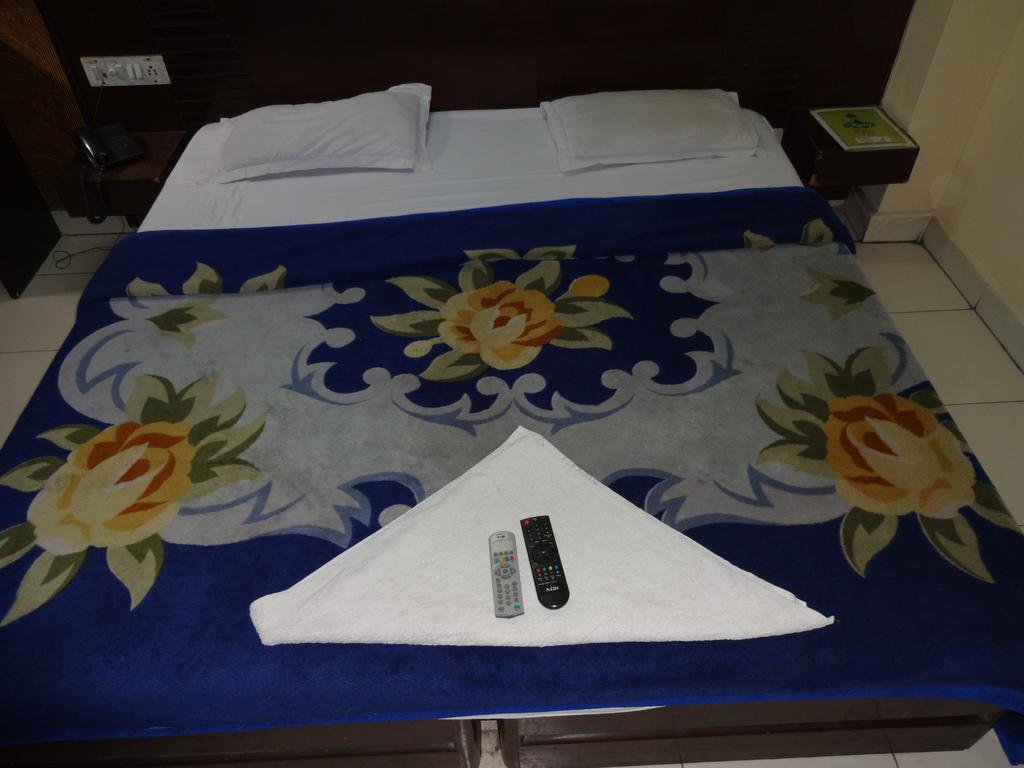 Hotel Elegant International New Delhi Exterior foto